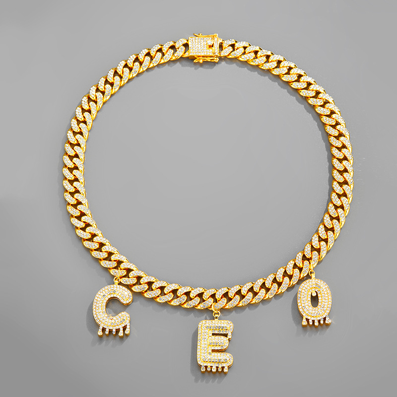 Collana con lettera in diamante personalizzata stile hip hop_voghion.com