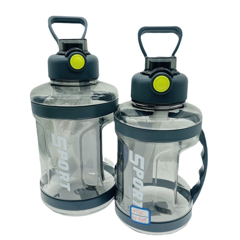 Yili Ton barril taza de la aptitud 2200ml deportes al aire libre hervidor plástico gran capacidad portátil al por mayor