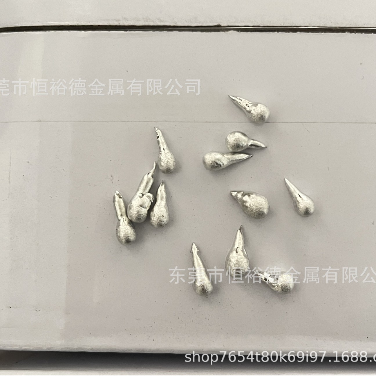 Spot de alta pureza sn99.95 contenido de partículas de estaño ecológico 99% de estaño nublado 99.99% lingotes de estaño sin plomo