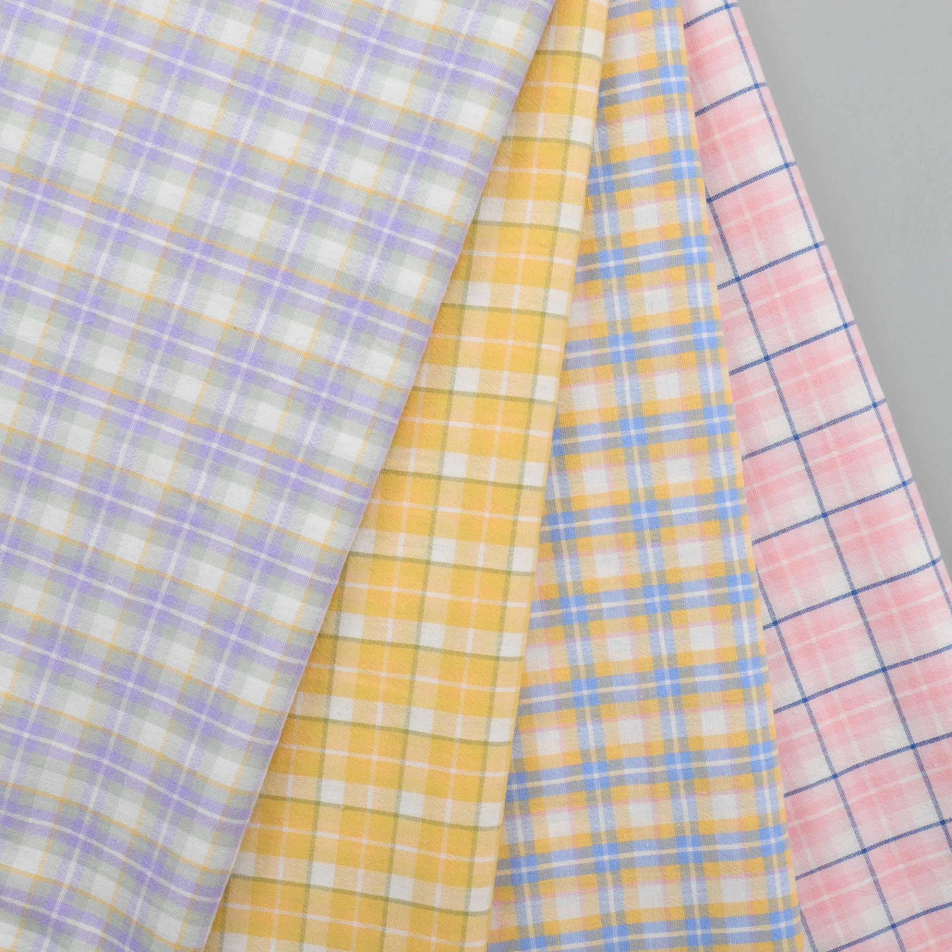 全棉色织平纹彩色格子布春夏衬衫lo连衣裙娃衣玩具抱枕装饰面料