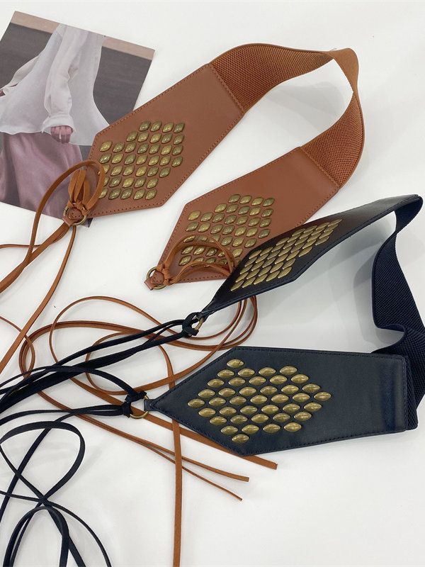 Cinto corset largo com rebites para mulher com fivela elástica_voghion.com