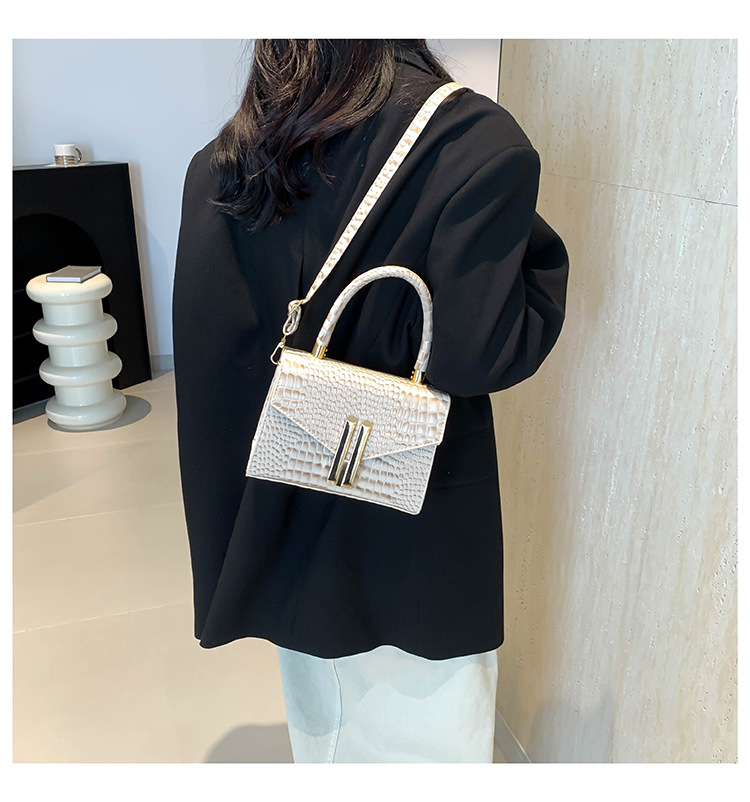 Bellissima, personalizzata, alla moda, borsa a tracolla singola lucida e alla moda da donna, modello 2024, casual e_voghion.com