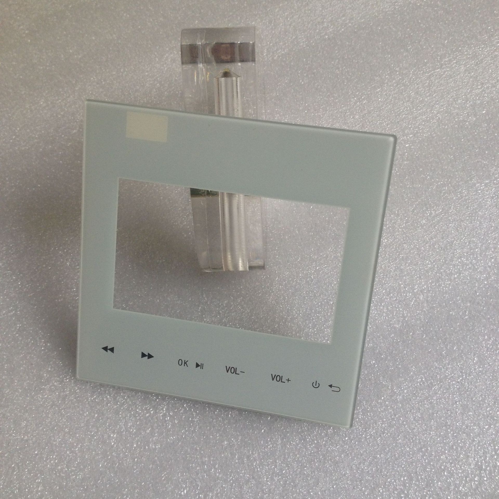 厂家生产开关面板钢化玻璃 显示器玻璃 钢化玻璃