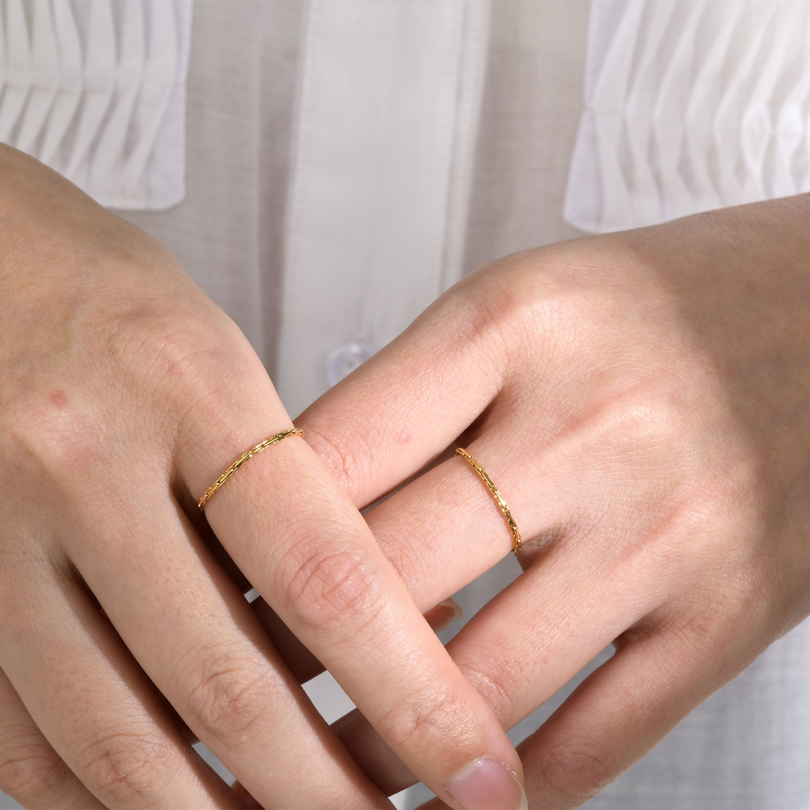 Female ring plain ring stainless steel thin ring golden tail ring glossy jewelry wholesale quanxi water R-668