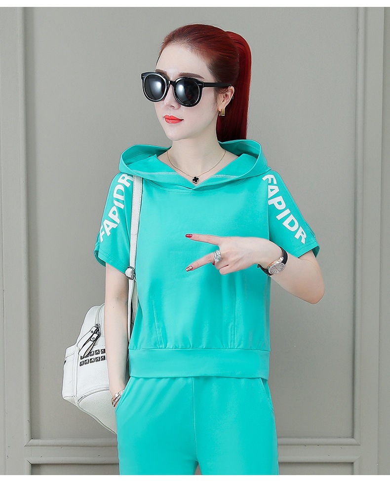 Women's Fashionable Loose Fit Sportswear Set Hooded Short Sleeve Top And Trousers Two Piece Student Outfit Summer 2026 Style_ecoleips.com