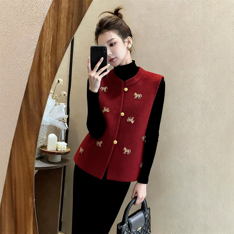 Red Seven-Piece Set of Stand-Collar Sleeveless Short Double-Sided Wool Coats and Woolen Vests with Chinese-Style Embroidery for Women in Autumn and Winter