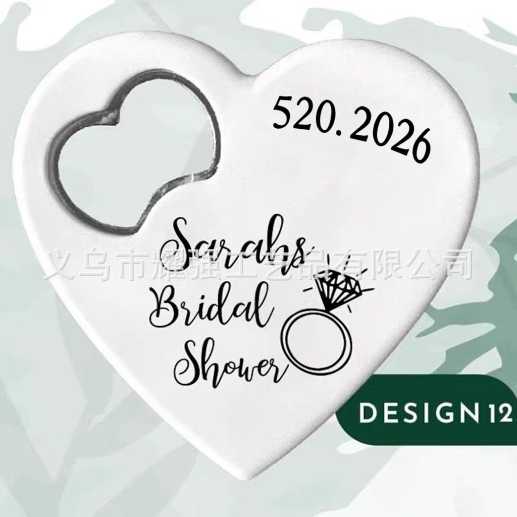 Abridor de botellas de plástico con forma de corazón