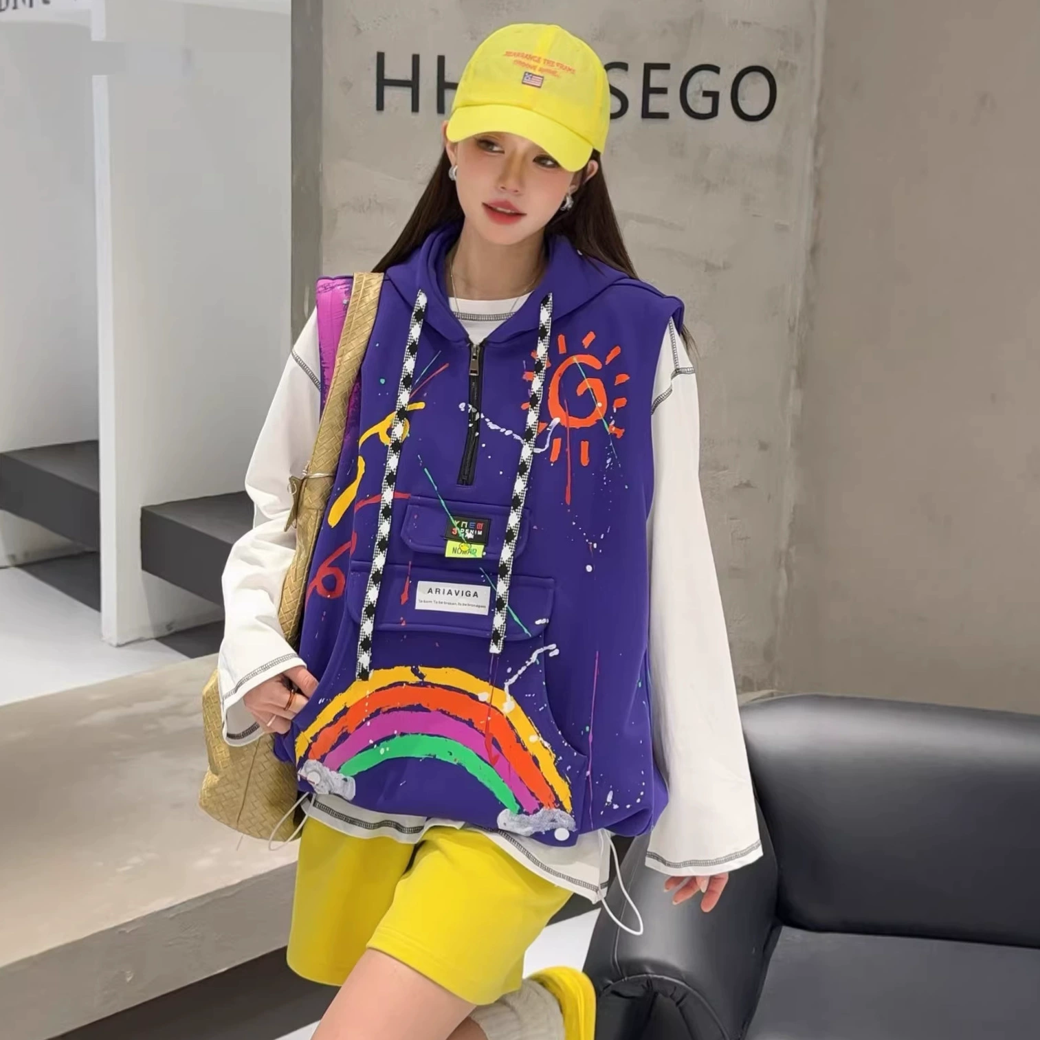 2026春秋设计感叠穿连帽马甲女大码宽松涂鸦洋气百搭马夹背心外套