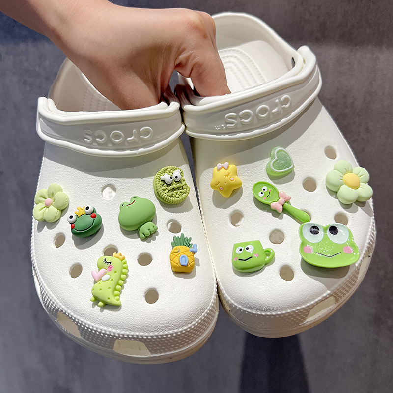 Summer fresh dinosaur frog hole shoes accessories men and women creative DIY hole shoes shoes flower children's shoes slippers accessories