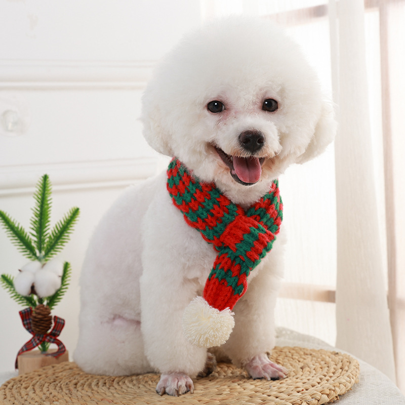 Puppy Teddy Bear Cat scarf bib dog Christmas scarf accessories Korean style pet scarf autumn and winter warm Puppy Teddy Bear Cat scarf bib dog Christmas scarf accessories Korean style pet scarf autumn and winter warm