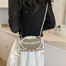 �羳�¿�Ůʿ�鴮������r�г������ֵŮ����С̖�μ�б�汳��