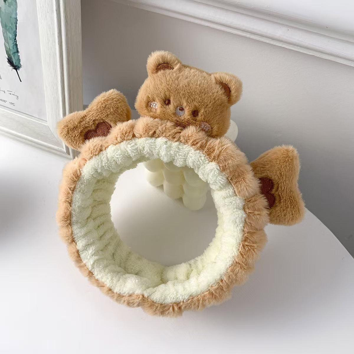 Otoño e invierno lindo oso lavado de cara con banda para el cabello, terciopelo de conejo de jade, banda para el cabello de dibujos animados tridimensional a juego, maquillaje, mascarilla facial, accesorios para el cabello