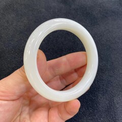天然和田玉羊脂白玉手镯女款正圈高货玉镯母亲节礼物正品一物一证