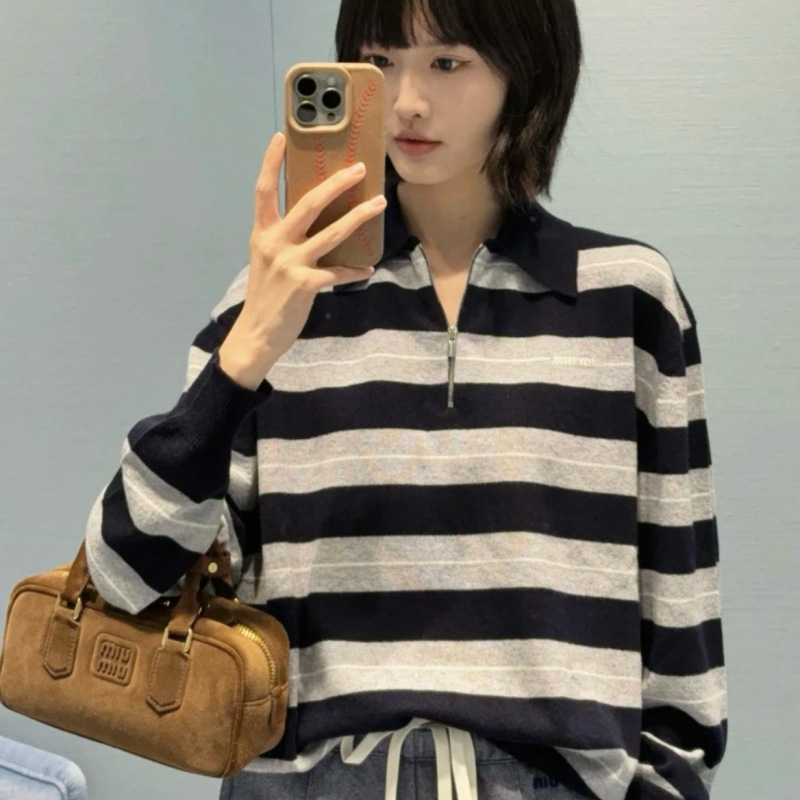 High-End Version of the Shenzhen Nanyou Miu Series Wool Knit Striped Long-Sleeve Half-Zip Polo Design That Looks Age-Reducing