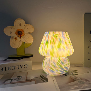Cross-Border Mushroom Lamp, Cream Style, Simple Indoor Bedside Lamp, Cute Ins-Style Girly Atmosphere Decorative Table Lamp, Ambiance Lamp