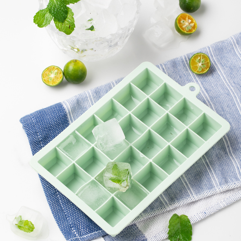 Abrasivo de rejilla de hielo de silicona de grado alimenticio 18 rejilla creativa para el hogar caja de hielo con tapa refrigerador para el hogar artefacto de fabricación de hielo