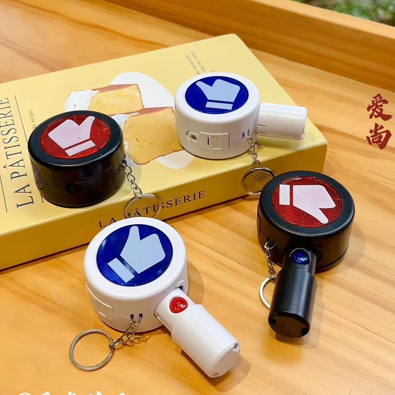 Electronic "right/wrong" sign button, double-sided sound and light, creative and funny handheld food photo prop for transitions and photography