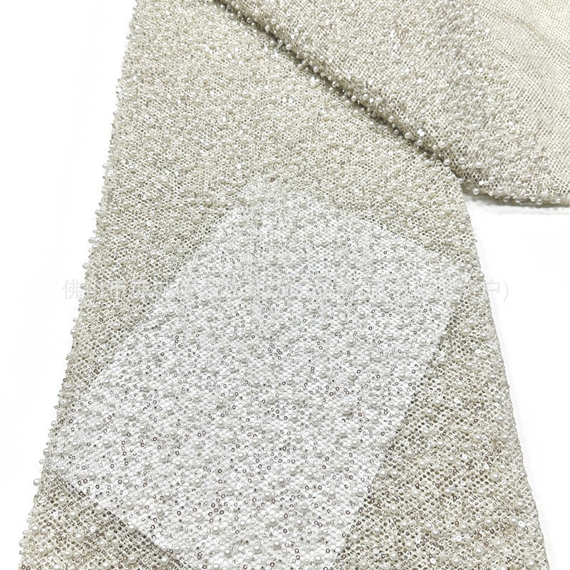Tejido de malla elástica transpirable de perlas de tamaño pequeño y pequeño para brindis de pecho cola de pescado vestido de banquete tela de paño