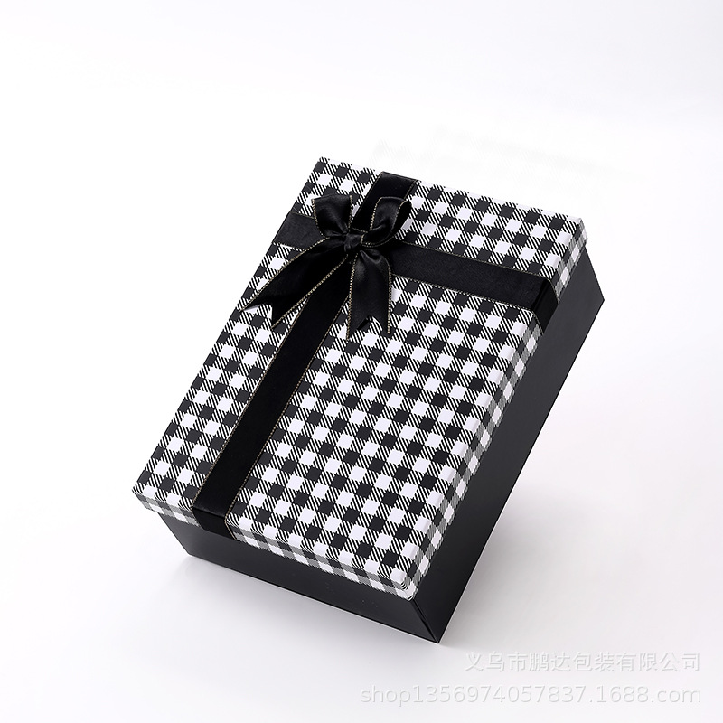 Venta caliente transfronteriza caja plegable simple celosía arco caja de regalo embalaje de regalo de cumpleaños caja de regalo de una pieza al por mayor