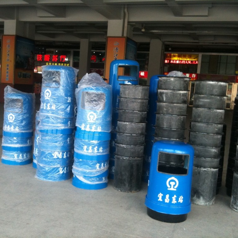 供应五峰垃圾桶长阳垃圾桶恩施垃圾桶荆州垃圾桶荆州垃圾箱耐候性