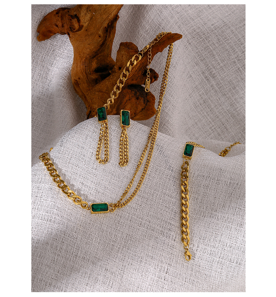 18K Gold Plating Color cuban link chain Chain Type Wholesale Jewelry Fashion Geometric 304 Stainless Steel Artificial Rhinestones 18K Gold Plated Plating Stainless Steel Necklaces