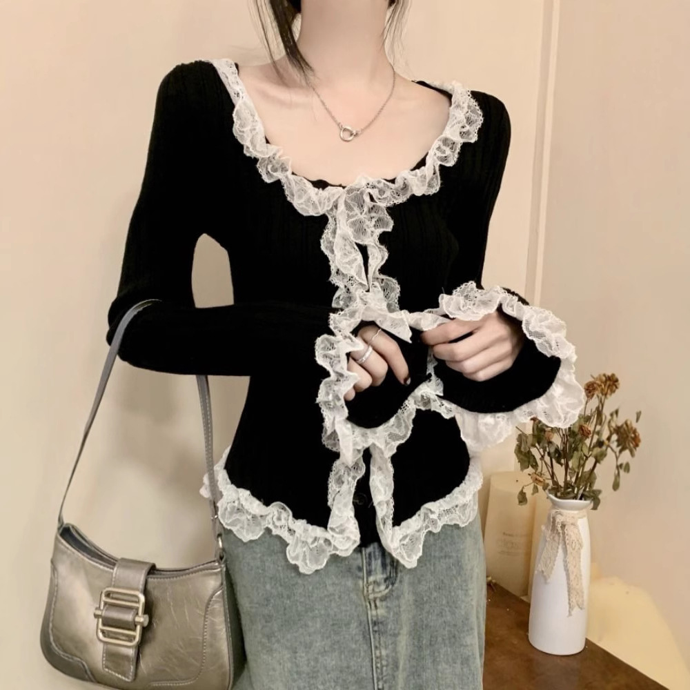 Lace knitted summer design fitted sweater