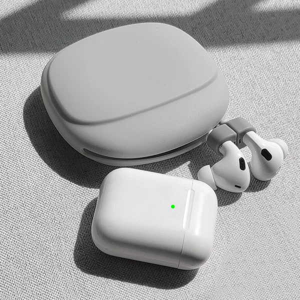 Cross-Border Popular Silicone Headphone Cosmetics Bag, Small Jewelry Cosmetics Bag, Data Cable Storage Magnetic Silicone Coin Purse