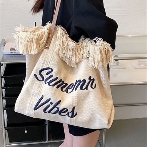 Bags for Women  Autumn and Winter New Large Capacity Versatile Shoulder Tassel Tote Bag Retro Fashion Simple Handbag