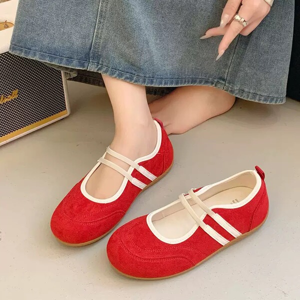 Cute retro two-tone universal casual Mary Jane shoes with a strap…