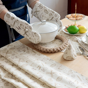 Baked Gourmet Background Fabric Napkin Microwave Oven Gloves Insulation Gloves Insulation Pads Resistant to High Temperature and Anti-Scalding