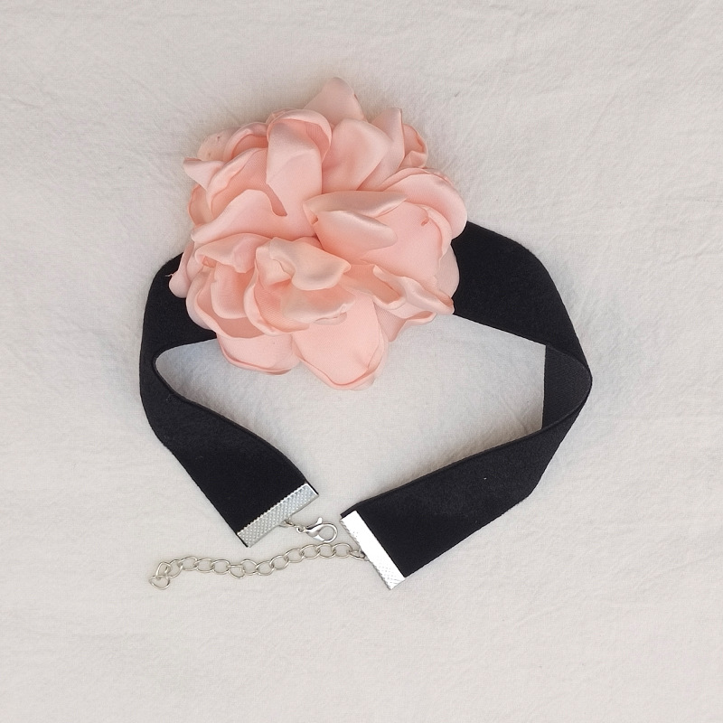 Cute Sweet Flower Cloth Women's Choker display picture 5