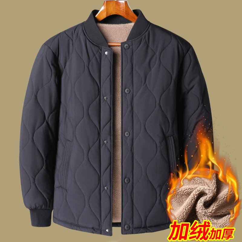 Хлопковая куртка с мужским воротником осенью и зимой