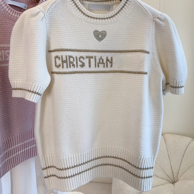 Non-Market Goods~Shenzhen Nanyou Classy European Women's Clothing 25 Christmas Limited Heart Letter Wool Short-Sleeved Sweater