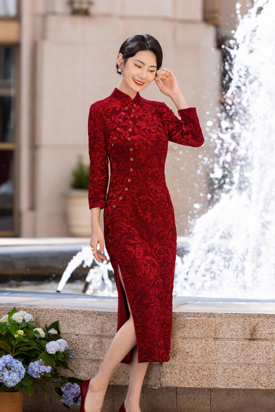 Sophisticated red colored elite wedding dress