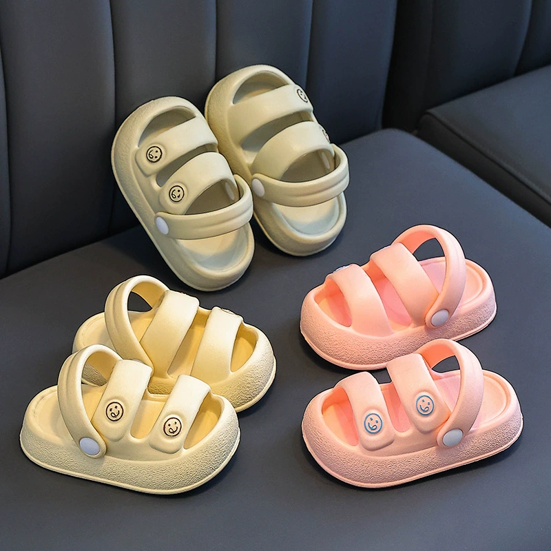Детские сандалии для малышей, новые летние, милые, для маленьких и средних детей, домашние пляжные, с мягкой подошвой, нескользящие тапочки для мальчиков и девочек