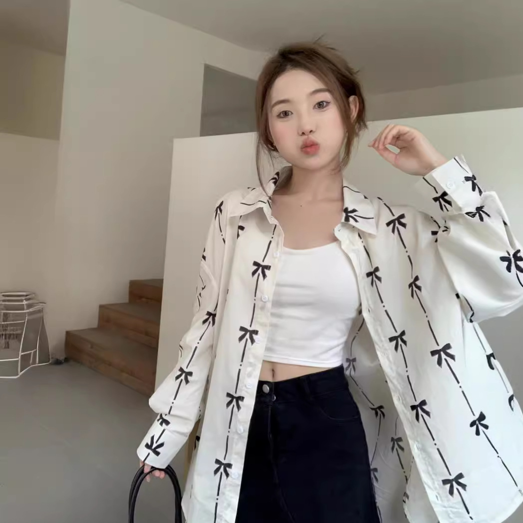 Summer shirt with bow