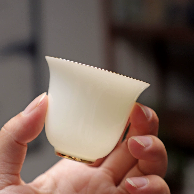 Dehua Белый фарфор Suet Нефритовый кунг-фу Чайный набор Керамическая Бытовая пузырьковая чайная чашка Полный набор Керамическая чайная чашка Крышка чаши Индивидуальные производители