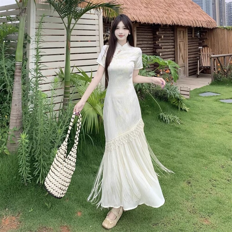 New Chinese-Style National Style Stand-Collar Buttoned Cheongsam Dress for Women, Summer Design with Tassel Splicing, Elegant and Stunning Long Dress