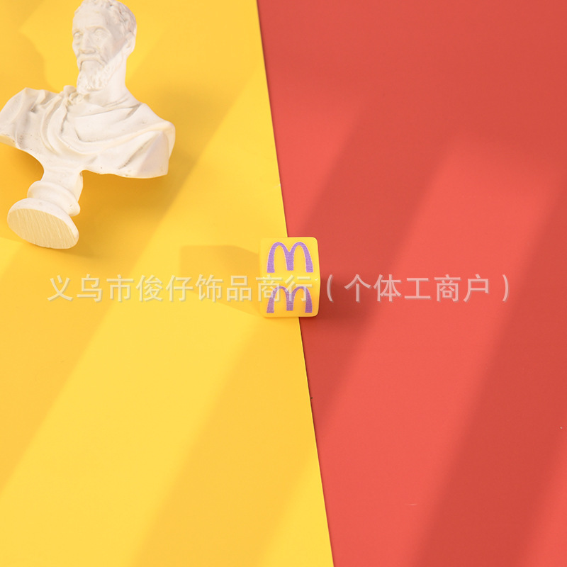 M字母印花大孔方块珠串珠亚克力DIY手机链包包挂件发绳饰品配件|undefined