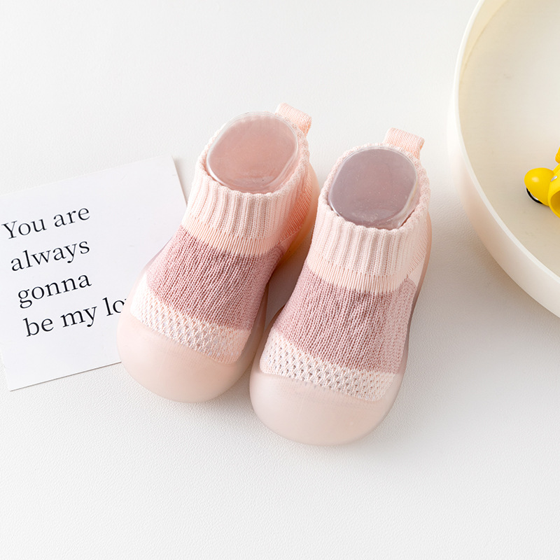 Nuevos zapatos de malla primavera y otoño para niños respirantes antiderrapante zapatos de suela suave para niños pequeños zapatos para niños