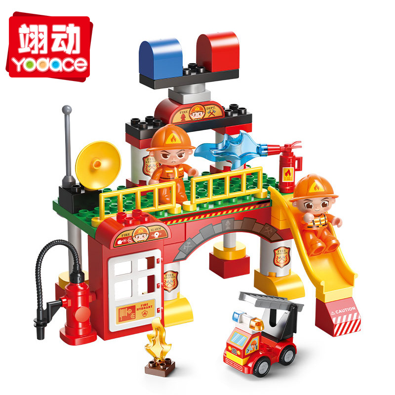 Fei Le Compatible with Large Particle Assembled Building Blocks Fire Station Children's Creative Building Interesting Scenes 3-year-old Toys Wholesale