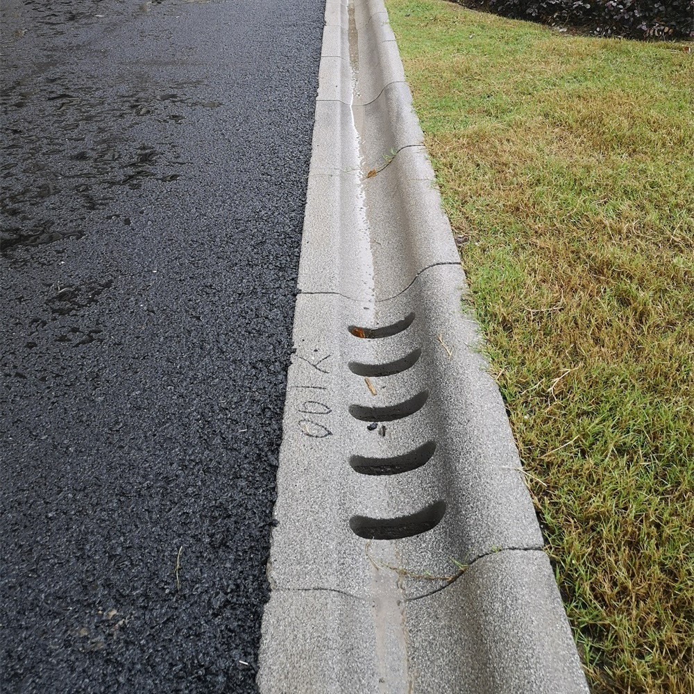 仿芝麻灰S型路牙雨水篦子PC砖PC异形路牙600*300*80/140预制构件