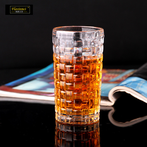 Woven tea cup for whiskey