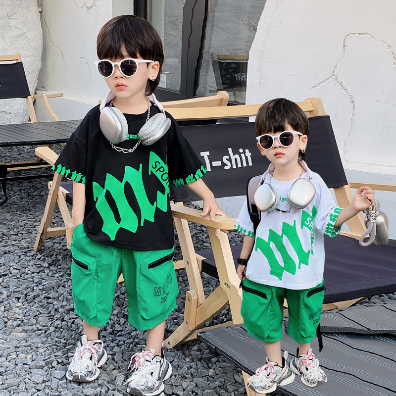 7946 traje de verano para niños pequeño y mediano estilo delgado coreano casual de manga corta de dos piezas para bebés estilo de verano ropa para niños guapos