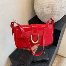 �羳�R��۸߼�С���μ��2025�n��͹ź�ɫ��������Ҹ��б��Ů��