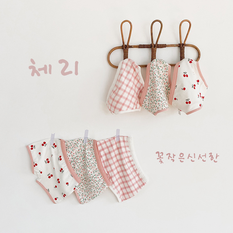 N017 children's underwear wholesale girls' briefs cotton Korean version of cherry wrapping without pp baby underwear