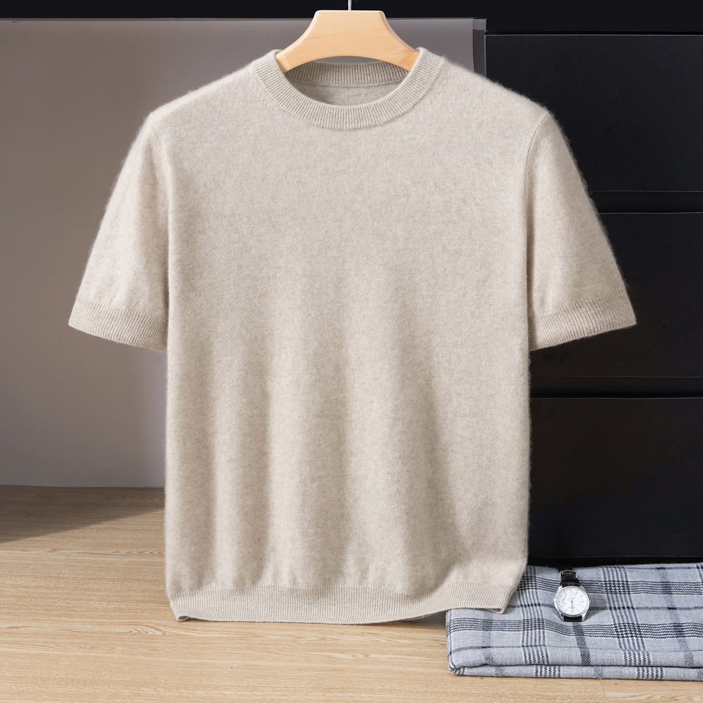 Autumn and winter short-sleeved men's round-neck solid-color cashmere sweater, soft and warm knitted cashmere top