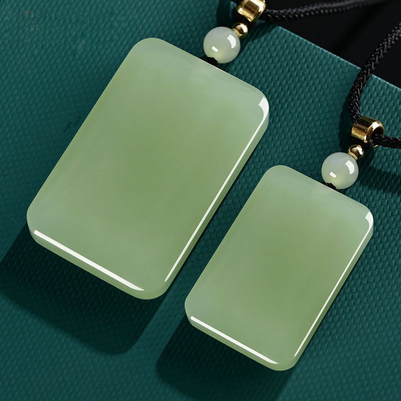 Kích thước khoảng 40mm * 60mm * 10mm