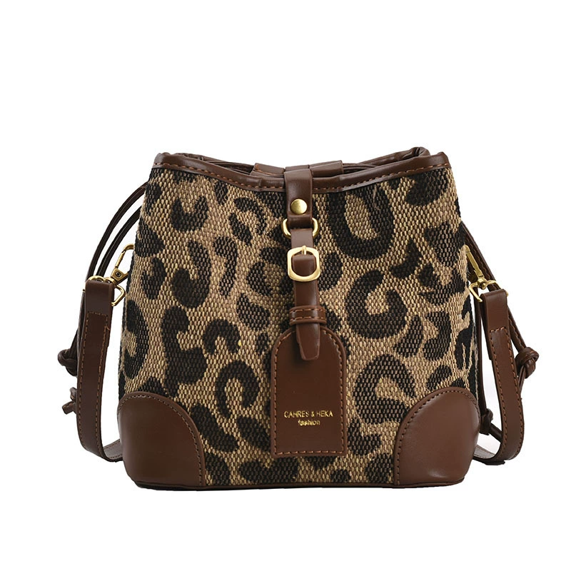 Retro shoulder bag, one-shoulder bag, high-end, western style
