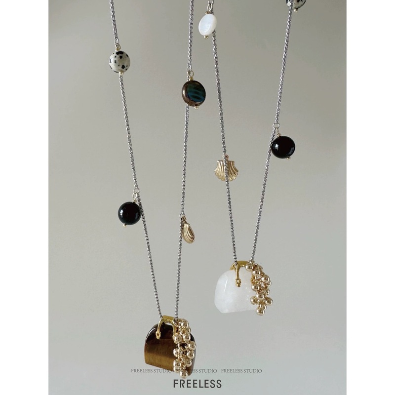 South Korea blogger with tiger eye obsidian bag grape string pendant necklace design all-match sweater chain women